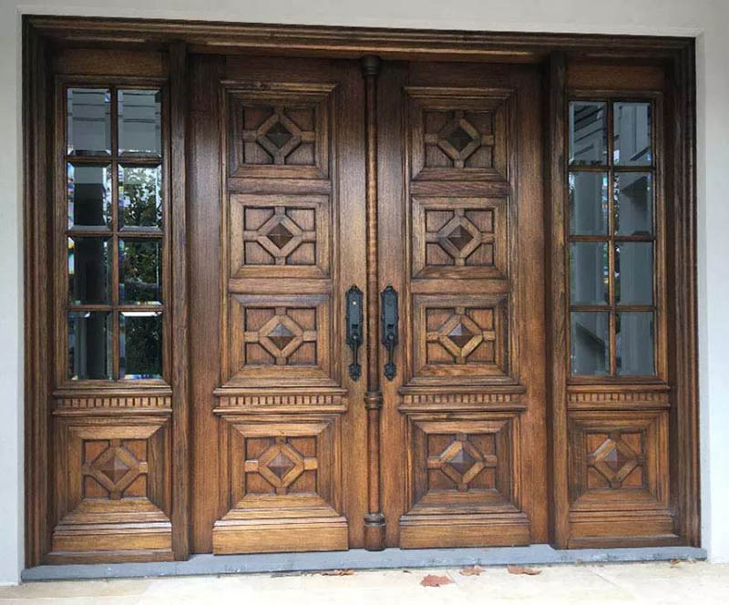 Mẫu cửa gỗ 4 cánh mang nét đẹp cổ kính